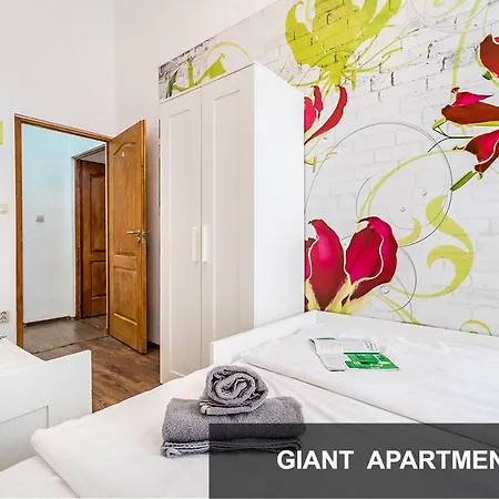 Bpr Weiner Apartment Budapest